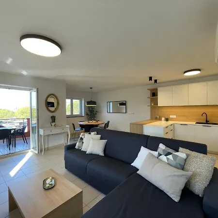 Premium Levant Marina With Sea View By Locap Group Apartment