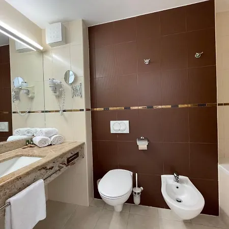 Apartment Premium Levant Marina With Sea View By Locap Group