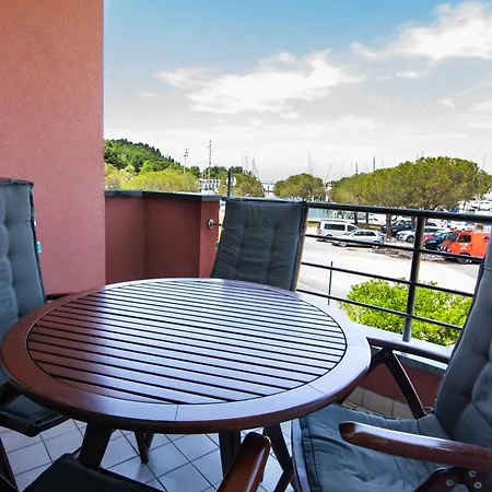 Apartment Premium Levant Marina With Sea View By Locap Group