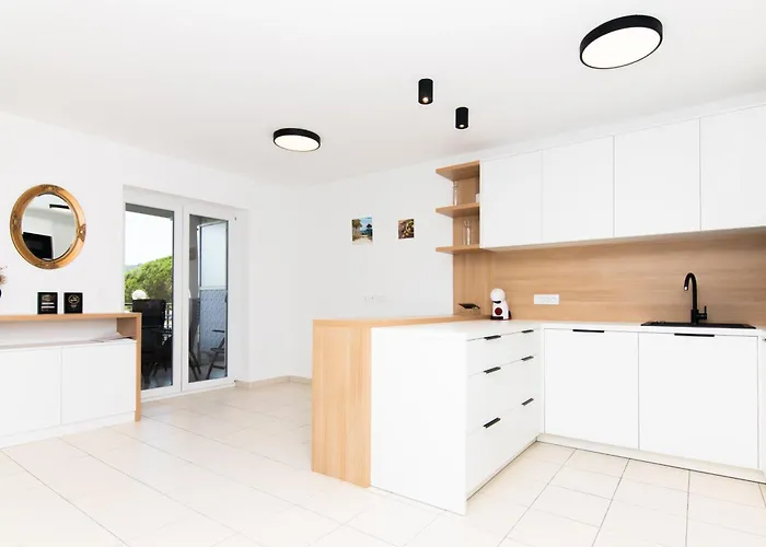 Premium Levant Marina With Sea View By Locap Group *