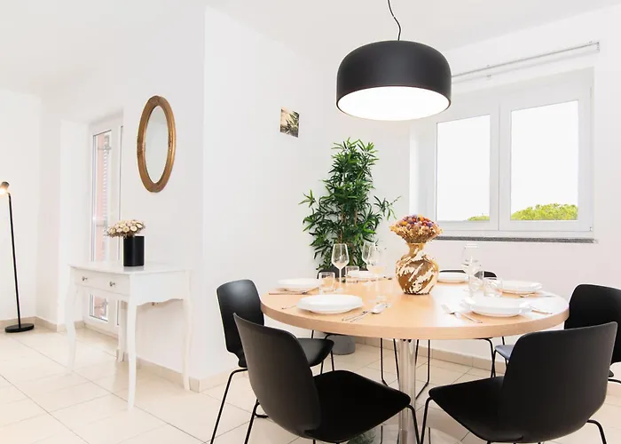 Premium Levant Marina With Sea View By Locap Group